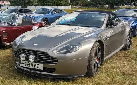 A 2010 Aston Martin V8 Vantage Volante, from the era just before the engine grew from 4.3 to 4.7 litres.
