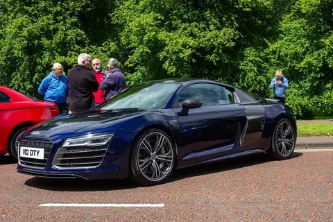 A 2013 Audi R8 V10 quattro, sharing its V10 architecture with the Lamborghini Gallardo.