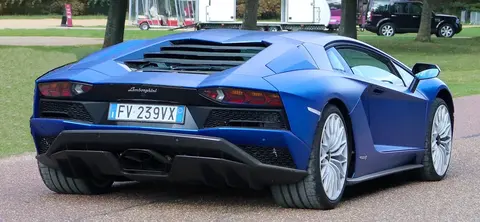 The rear of a 2018 Lamborghini Aventador S, the first series production Lamborghini fitted with four-wheel steering.