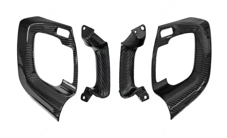 Carbon Fiber Door Grab Handle Trim - Lamborghini LP-550/560/570
