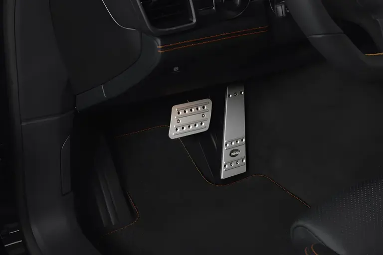 Aluminium sport pedals set, titanium colour