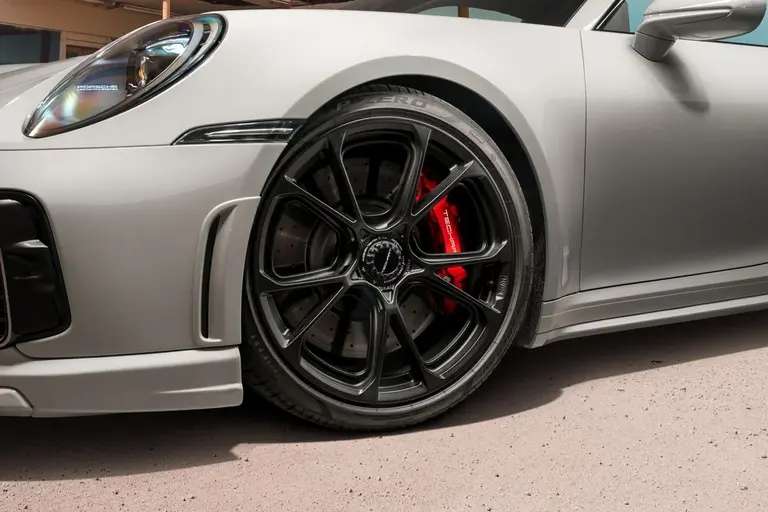 Coated calipers in custom colour