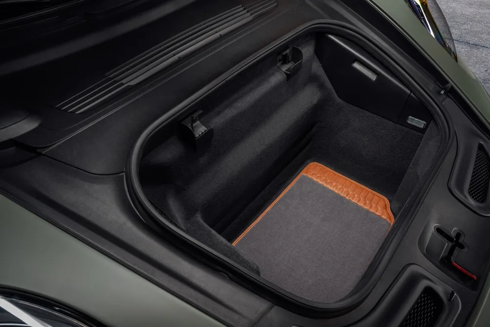 Loadspace floor mat in custom colour